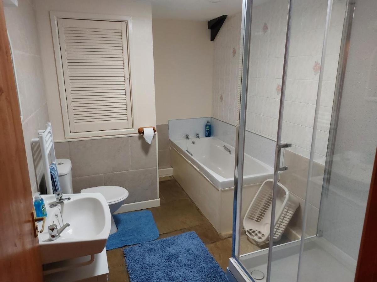 Sharlands Farm Holiday Cottages بود المظهر الخارجي الصورة