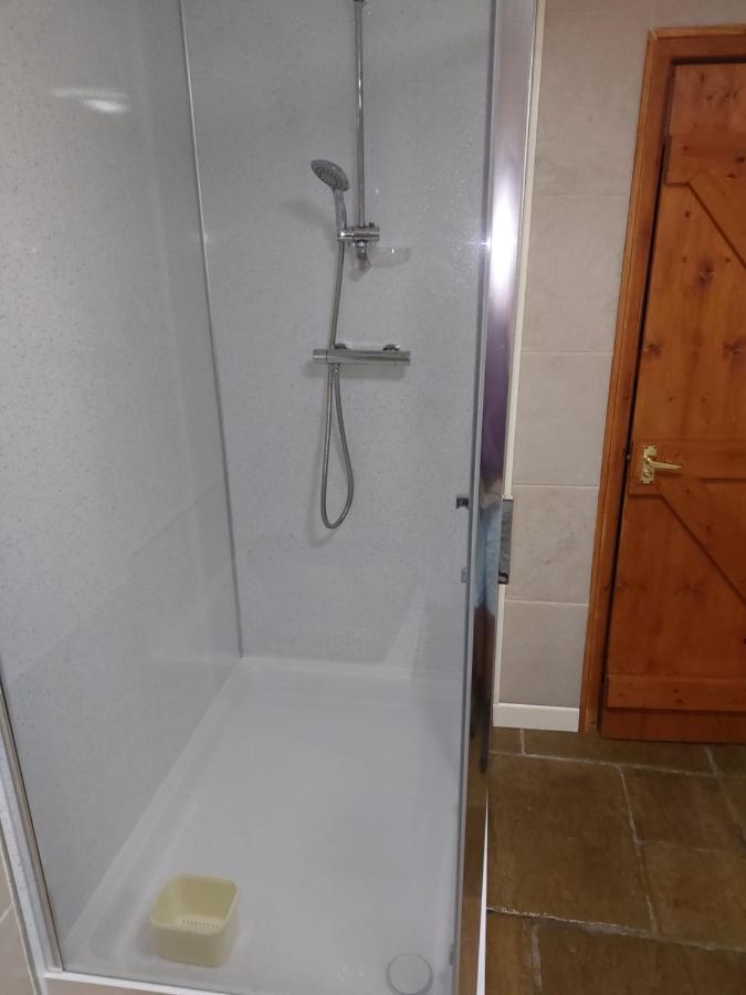 Sharlands Farm Holiday Cottages بود المظهر الخارجي الصورة