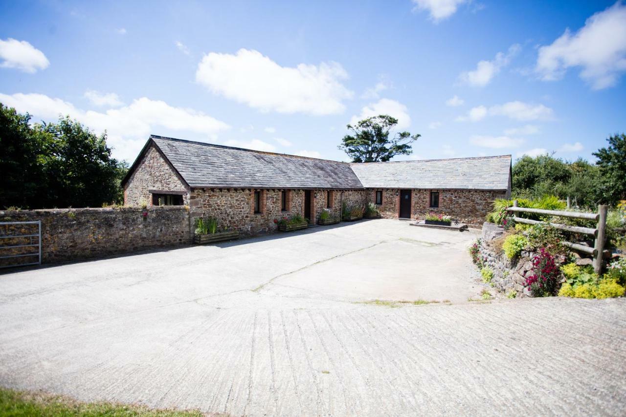 Sharlands Farm Holiday Cottages بود المظهر الخارجي الصورة